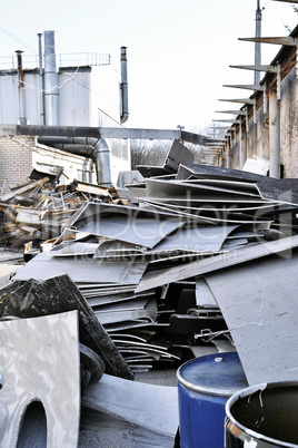 Storage of metal waste production