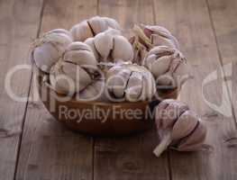 garlic in a wooden bowl