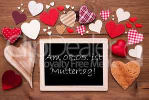 One Chalkbord, Many Red Hearts, Muttertag Mean Mothers Day