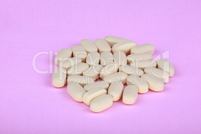 hiv therapy efavirenz on pink background