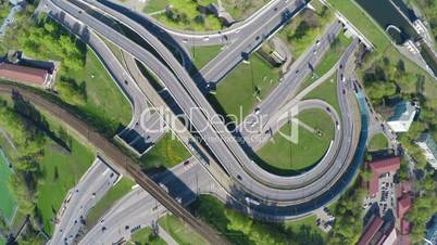 Aerial view of a freeway intersection.