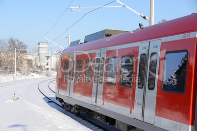 Triebwagen im Winter