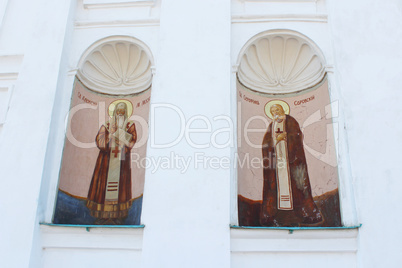 images of two Saints on the Triytskyi temple wall