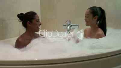 Beauty Female Body Care Beautiful Homosexual Women Girls Taking Bath