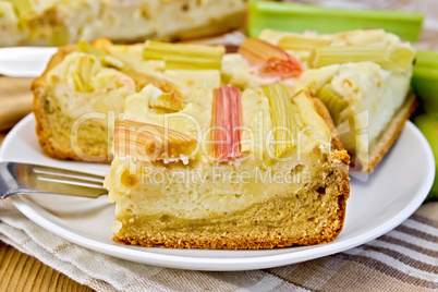 Pie with curd and rhubarb on napkin