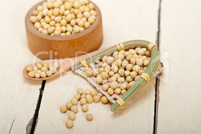 organic soya beans