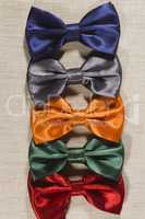 Set the bow tie in different colors for the celebration