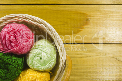 Set of threads for knitting