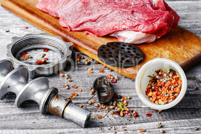 Cooking meat dish