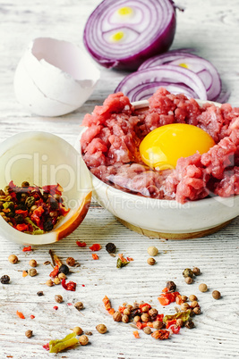 Raw minced beef