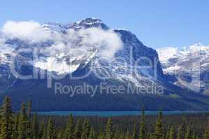 Rocky Mountains mit Wolken