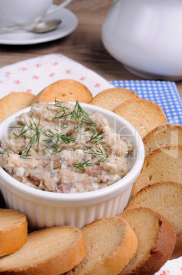 Snack of pate herring (forshmak)