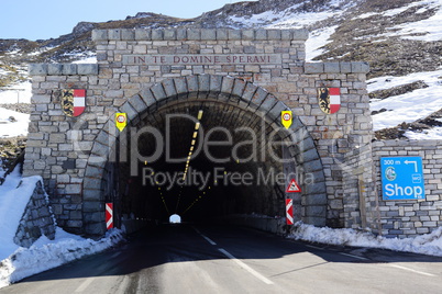 Hochtortunnel von Süden