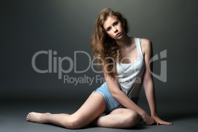 Image of skinny girl posing in casual clothes