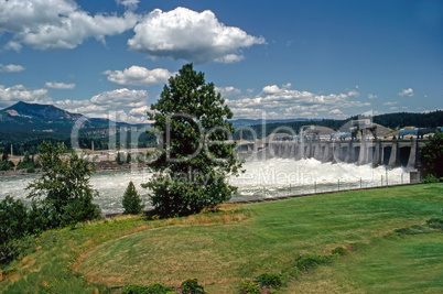 Dalles Dam