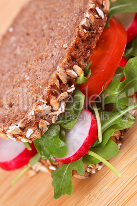 Sandwich mit Salat