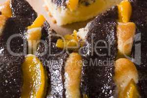 Cake with poppy seeds and oranges