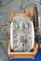 Manual processing of wool