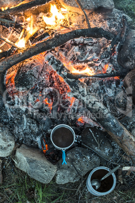 Making coffee on campfire