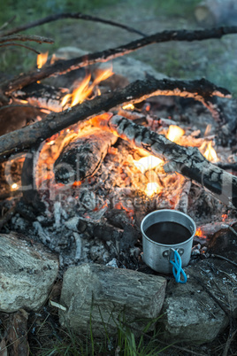 Making coffee on campfire
