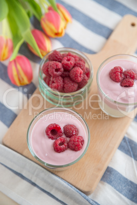 Joghurt mit Beeren