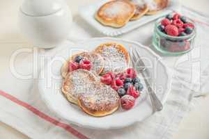 Pancakes mit Beeren