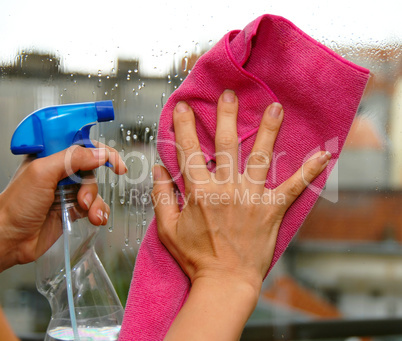 Glass cleaning