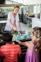 Cooker serving children