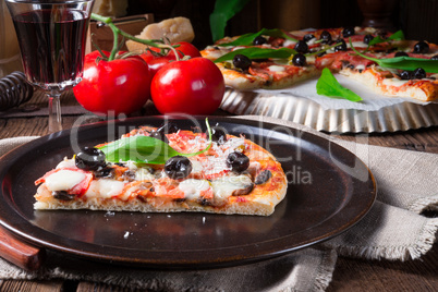 Wild garlic - margarita pizza