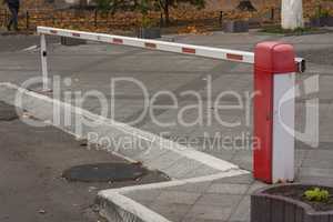 Security barrier for parking vehicles