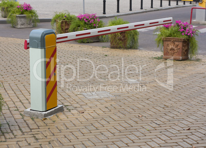 Security barrier for parking vehicles
