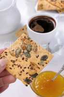 gluten free crackers with cereals