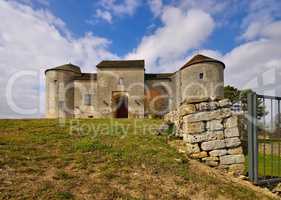 Mont-Saint-Jean Chateau - Chateau Mont-Saint-Jean in France