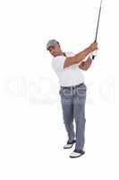 Golfplayer taking a shot