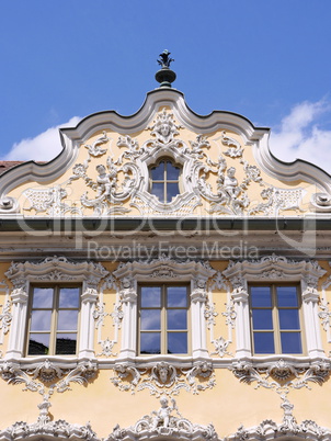 Falkenhaus mit Rokokofassade