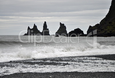 Strand bei Vik auf Island