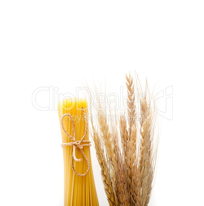 organic Raw italian pasta and durum wheat