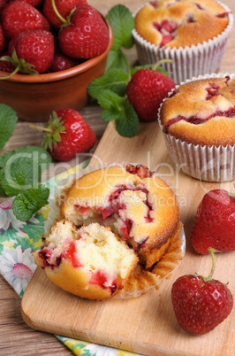 Muffin with strawberries