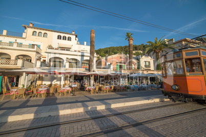 Promenade am Strand von Port Soller