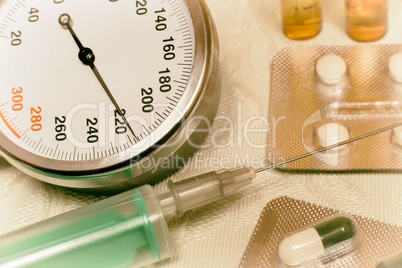 High blood pressure - hypertensive crisis and medications to tre