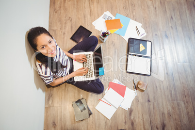 Business woman typing on your computer