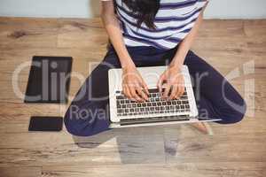 Business woman typing on your computer