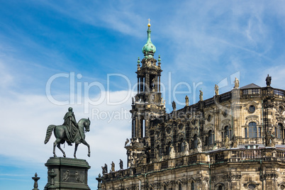 Reiterstandbild und Katholische Hofkirche in Dresden