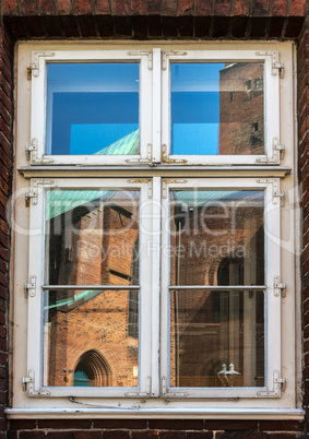 spiegelung im Fenster