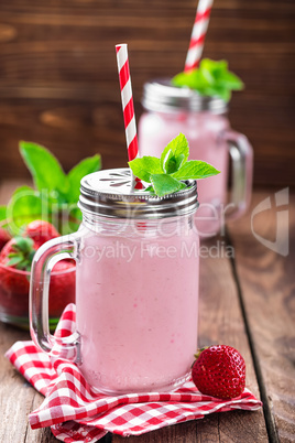 strawberry smoothie