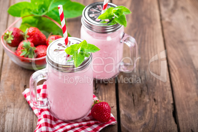 strawberry smoothie