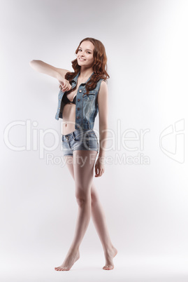 Image of smiling teenage girl posing on casting