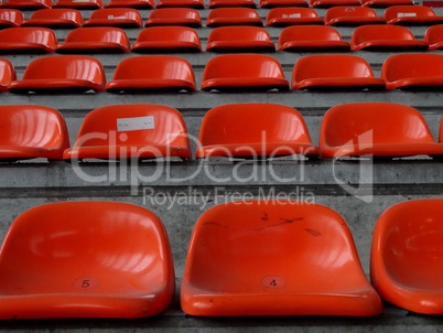 Sitzreihen im Stadion