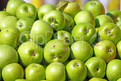 Green apples