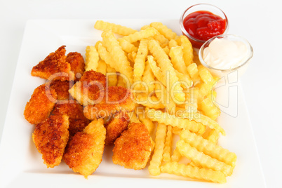 Pommes und Nuggets